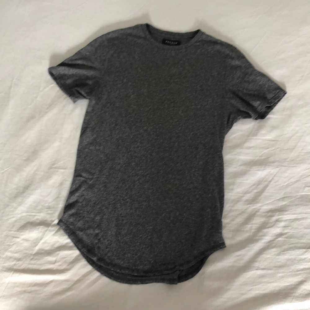 PacSun Grey Scallop